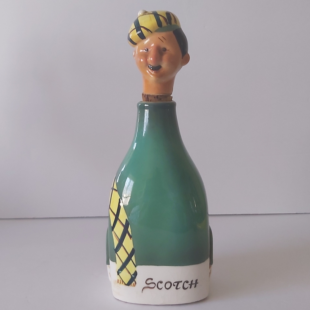 Bouteille de scotch musicale 1960